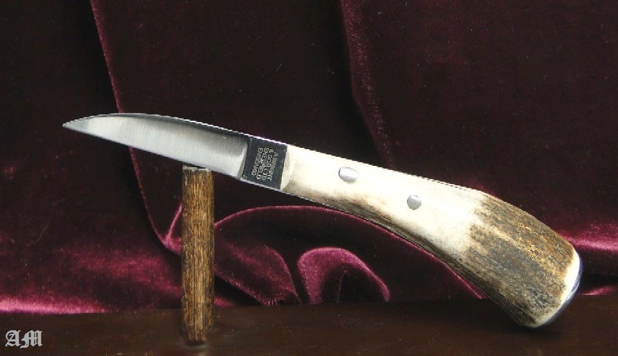 Catonsville Pocket & Pen Knife Co. A Wright, England Scottish Stag