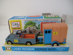 land rover and horse box toy