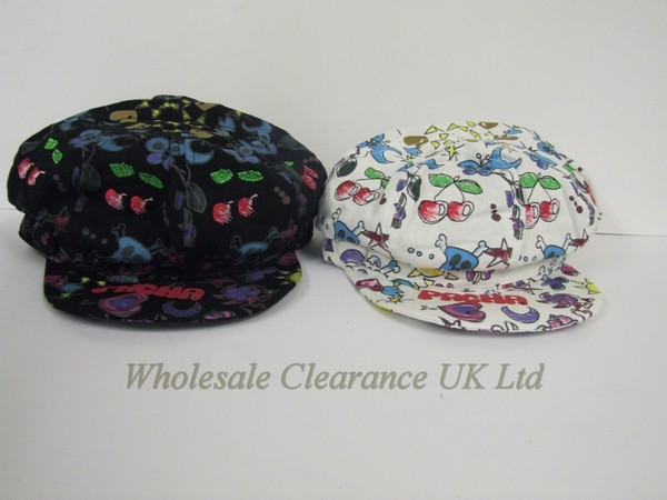 PACHA LADIES EIGHT PANEL DIAMANTE GRAPHIC HATS