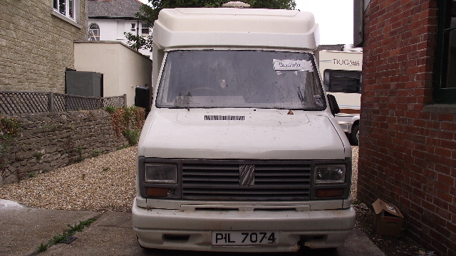 http://imagehost.vendio.com/a/19811809/aview/2010_0720PIL0006.JPG