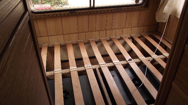 http://imagehost.vendio.com/a/19811809/aview/2010_0720PIL0010.JPG