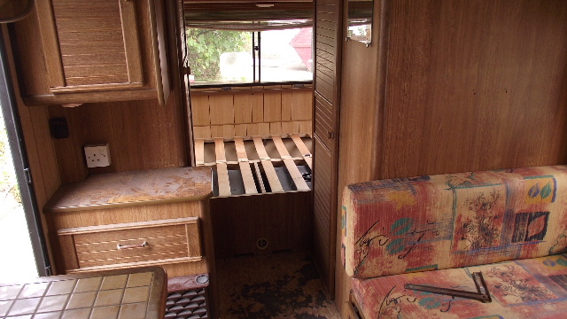 http://imagehost.vendio.com/a/19811809/aview/2010_0720PIL0016.JPG