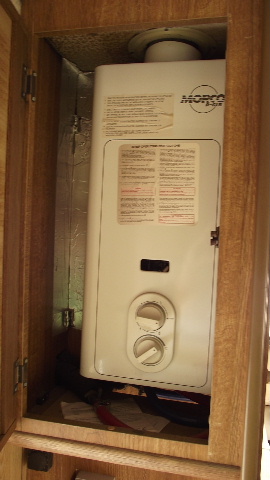 http://imagehost.vendio.com/a/19811809/aview/2010_0720PIL0026.JPG