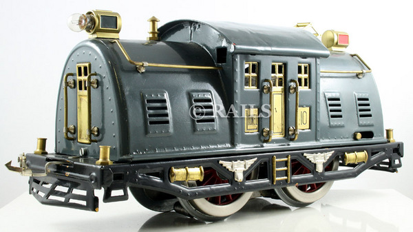 Pre war lionel standard gauge trains