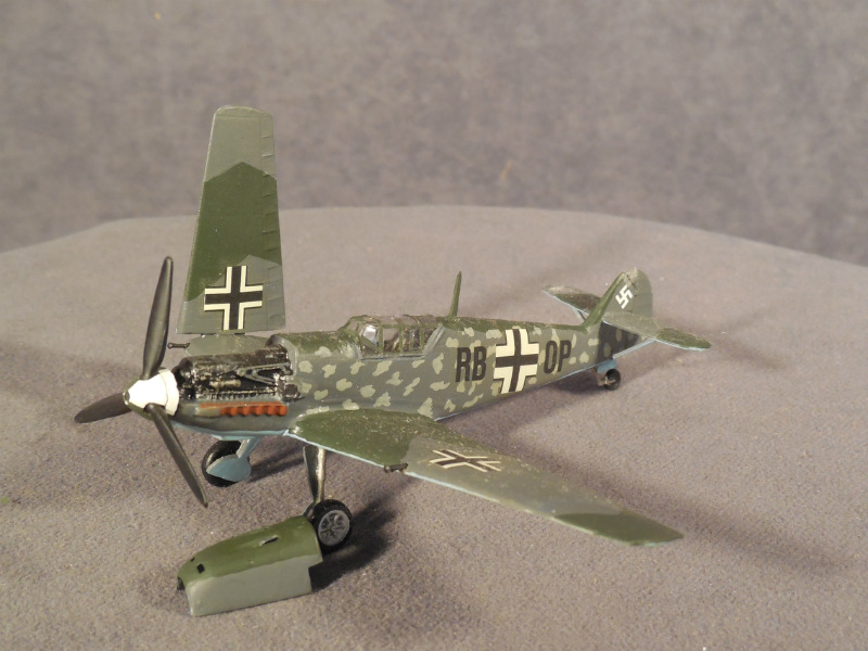 72 Built Model Airplane WW2 German Fighter Messerschmitt BF 109 W 
