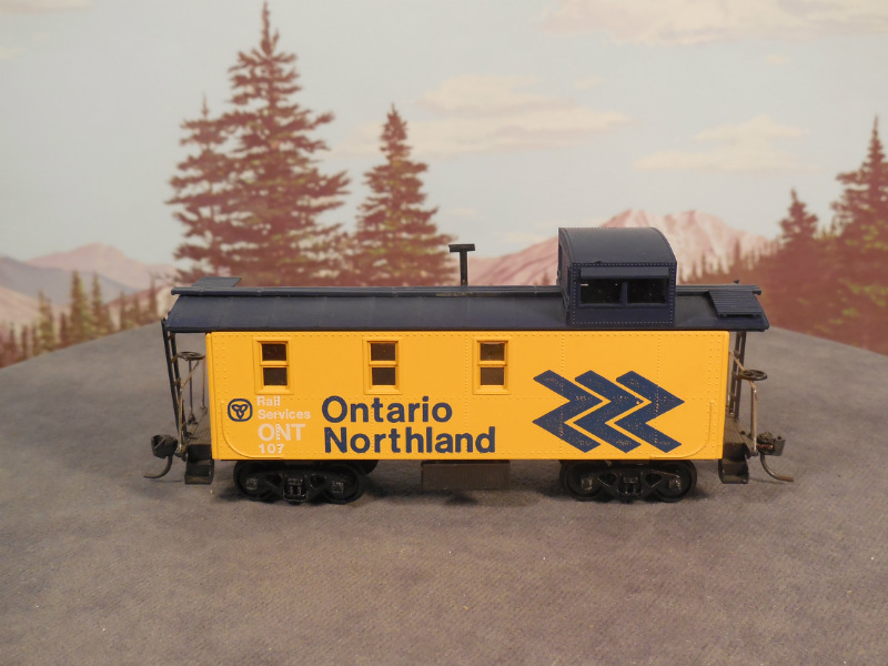 HO 1:87 BUILT Roundhouse Cupola Caboose ONTARIO NORTHLAND ONT #107 w 