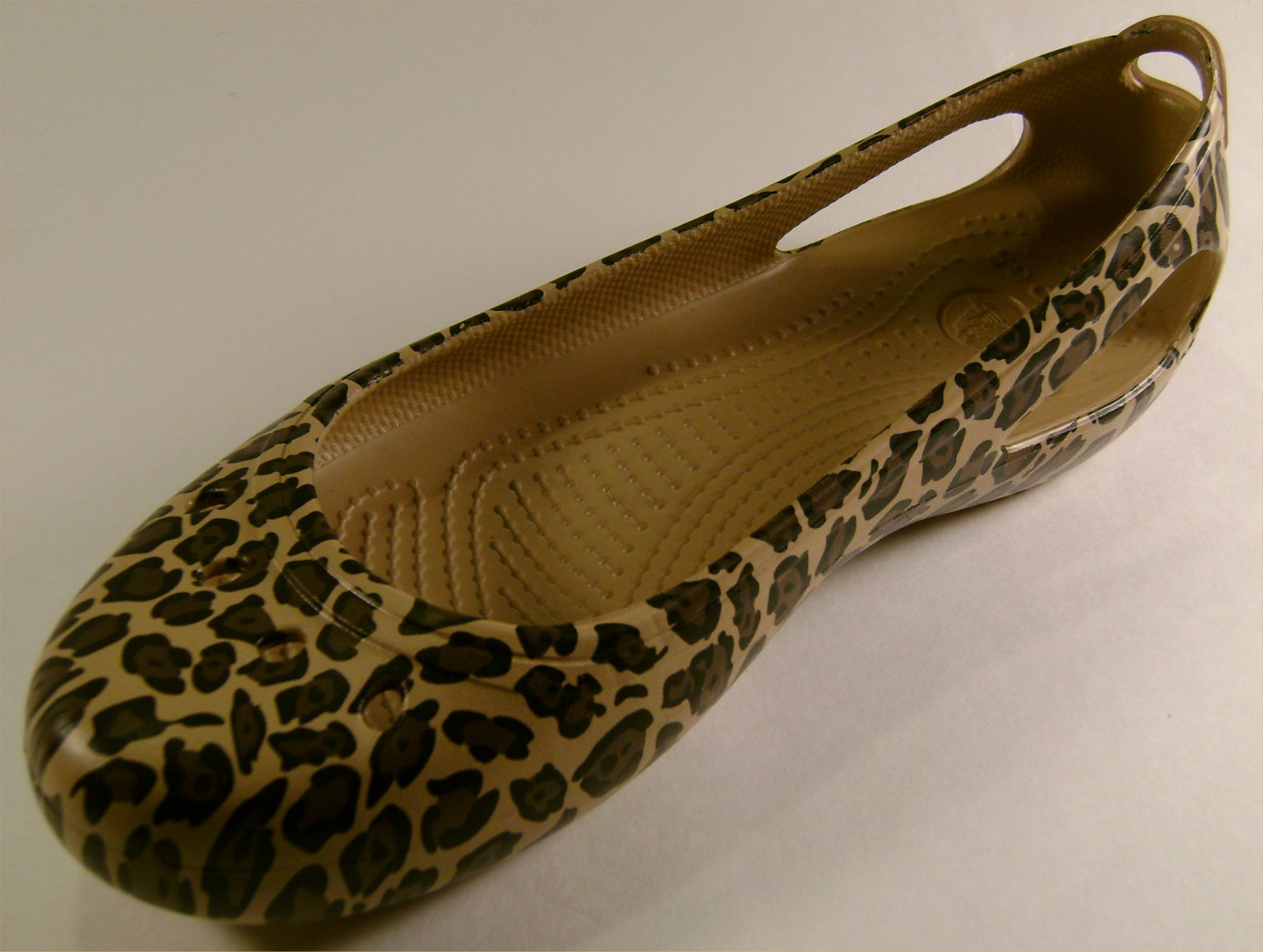 womens leopard crocs