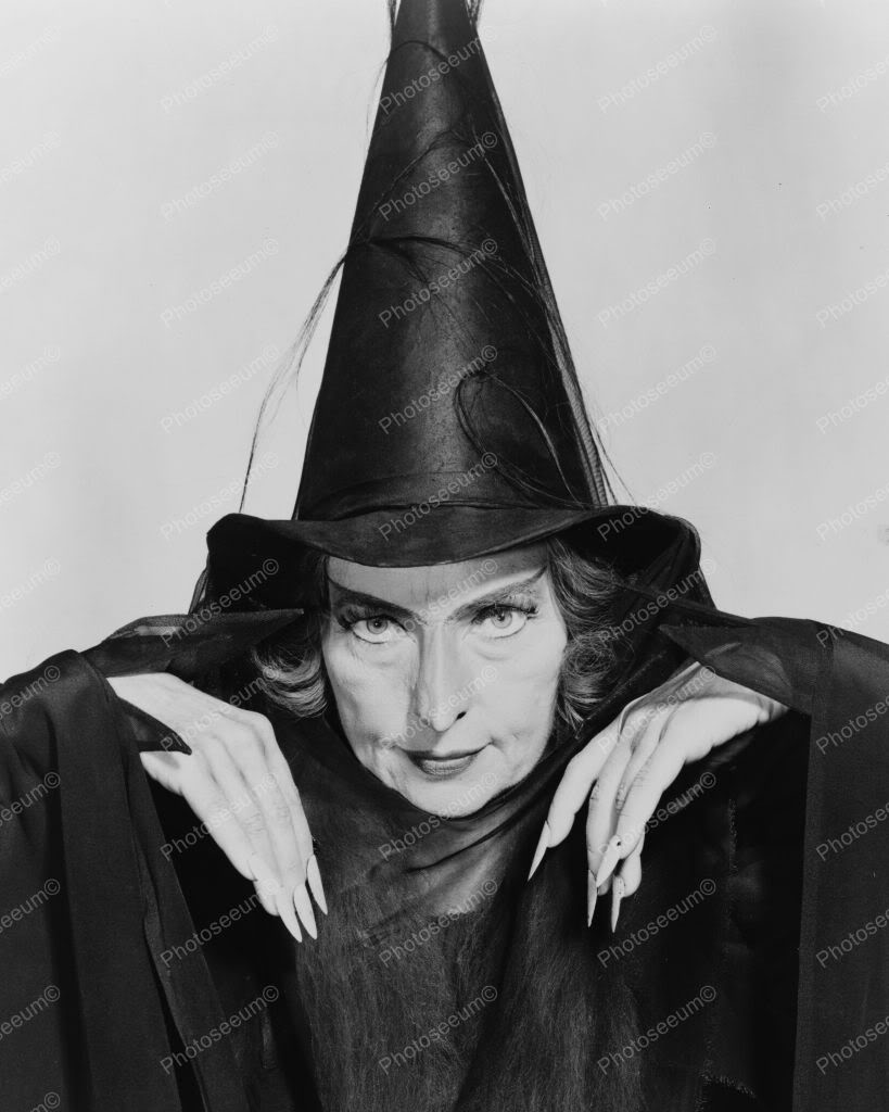 Skylar Stuff : Agnes Moorehead ...