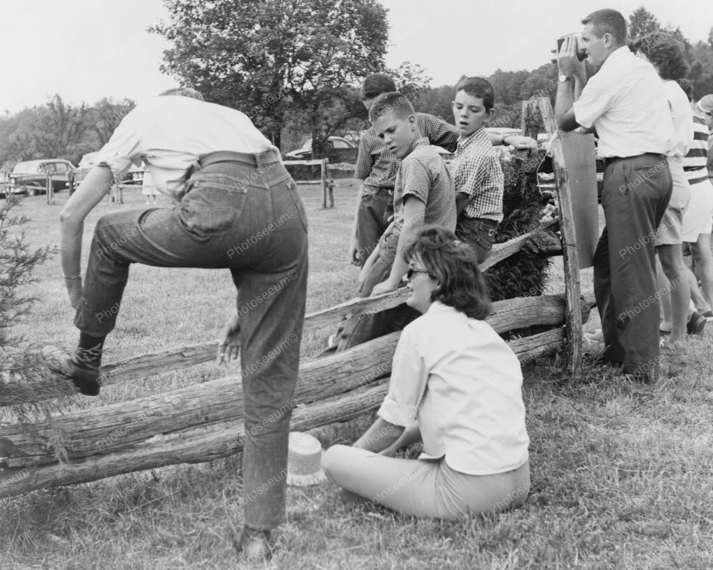 Jacqueline Kennedy Horse Show Virginia 8x10 Old Photo