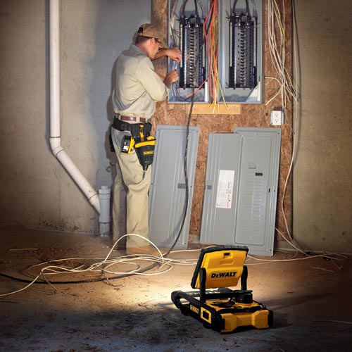 DEWALT DC022 18v Cordless Area Site Work Light /Charger eBay