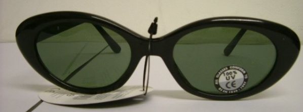 http://imagehost.vendio.com/a/35009866/aview/BLACK_CAT_EYE_44_A.jpg