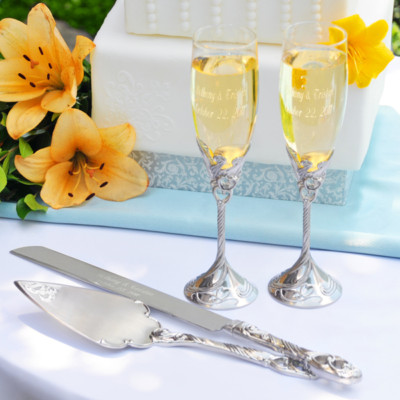 Double Heart Wedding Invitations on Invitations   Double Hearts Champagne Flutes   Server Set Wedding 4pc