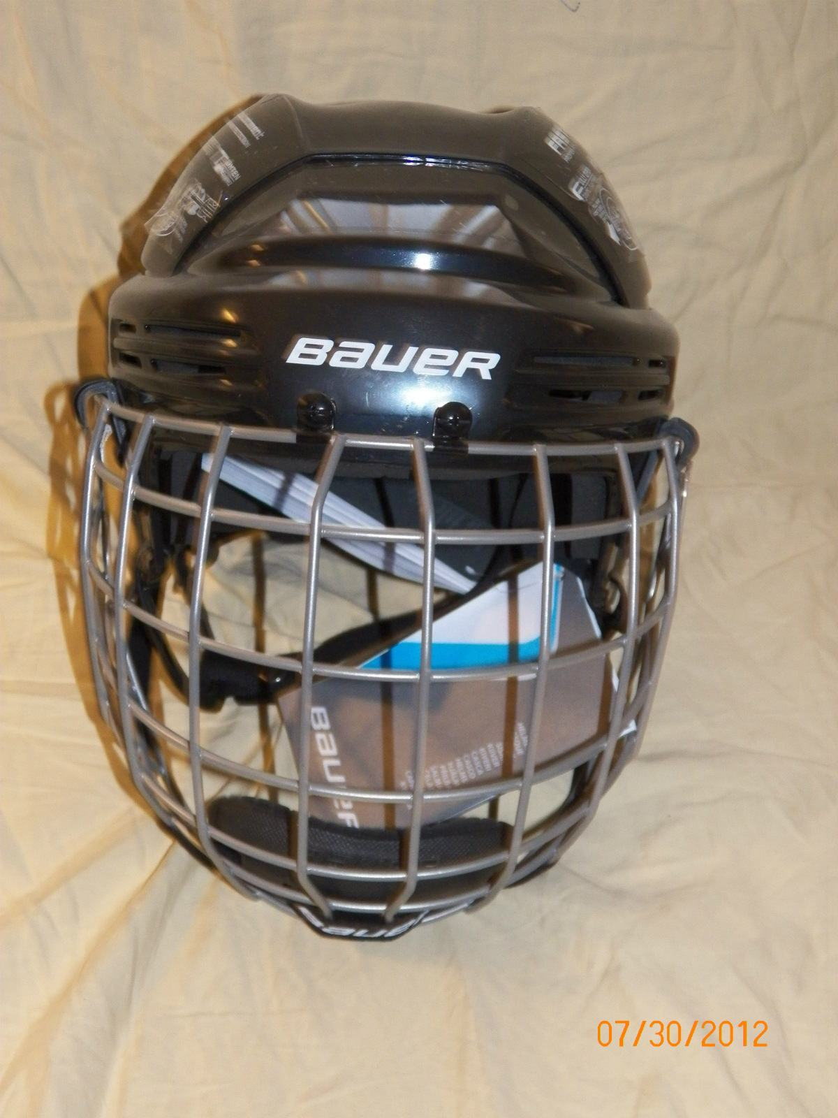 Bauer 2100 Senior Ice hockey helmet combo, The Corporal's Crease