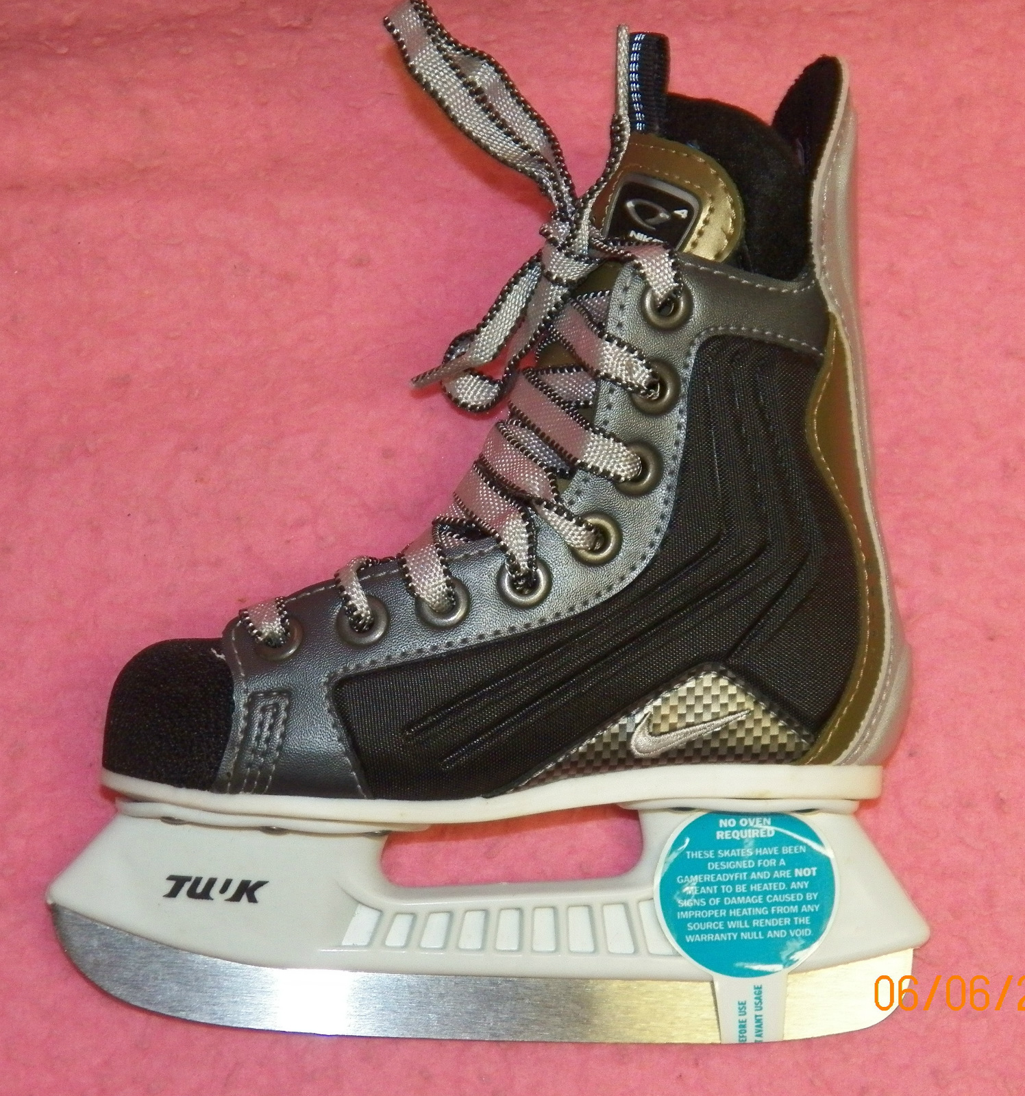 mens nike ice skates