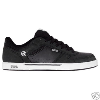  Skate Shoes Sale on Dvs Wilson 4 Shoe Black Leather Size 11 Dvs Shoes On Sale Price   28