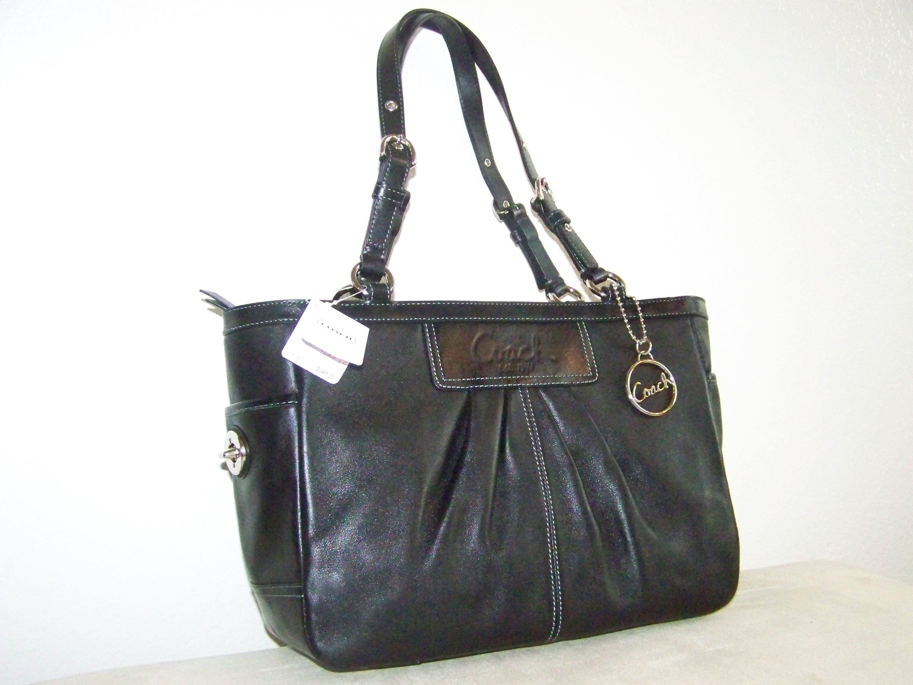 StyleValue : COACH Leather Pleated EW Gallery Black Tote Purse Handbag