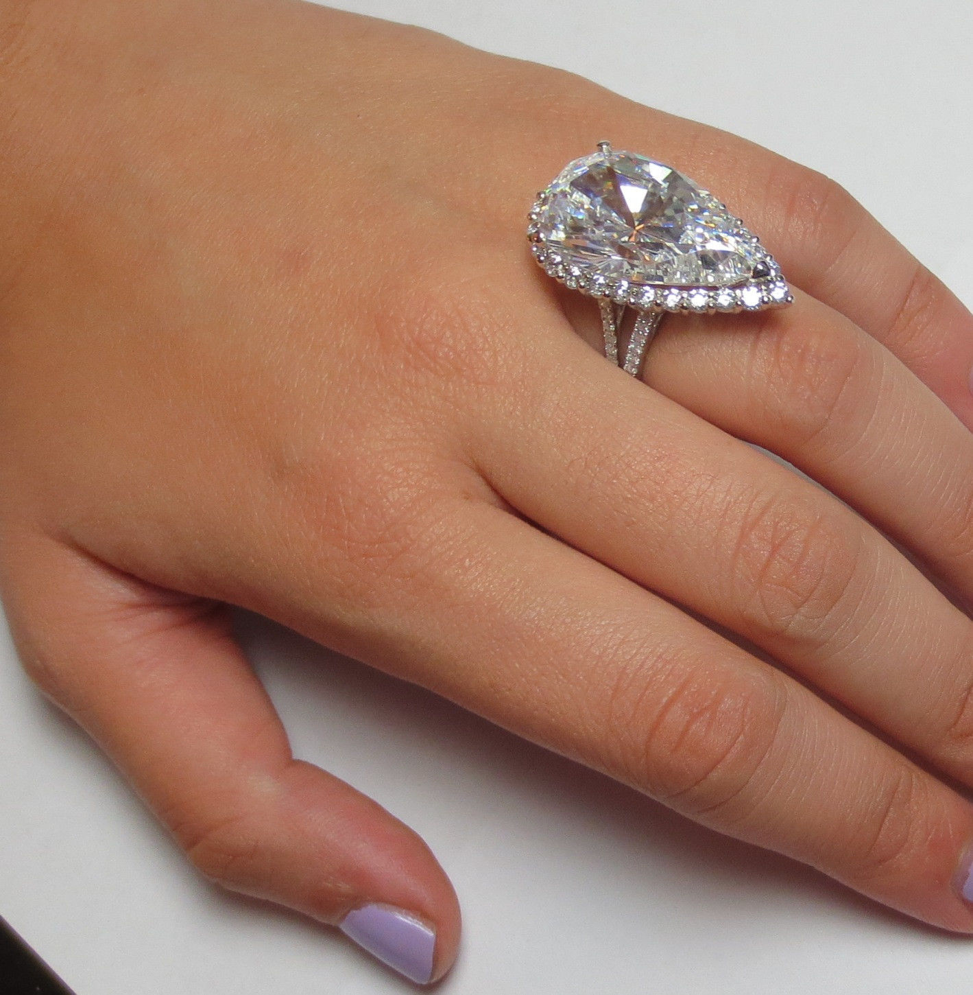 AMAZING HUGE 15 Carats Pear Cut Halo DIAMOND Engagement Ring 14K SOLID 