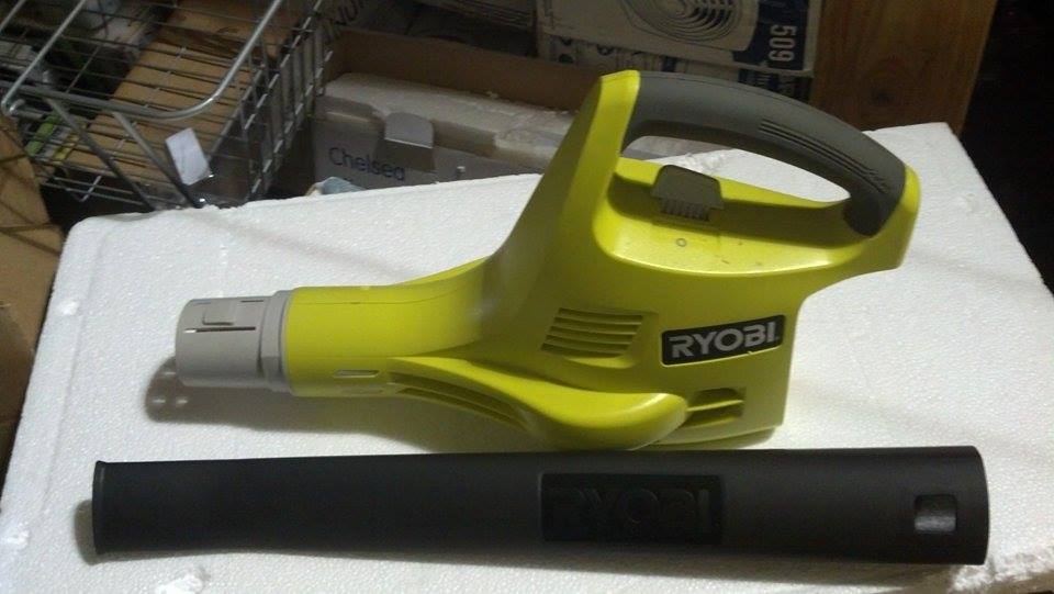 Ryobi P2105 One+ 18 Volt 120 mph Cordless Blower without Battery and