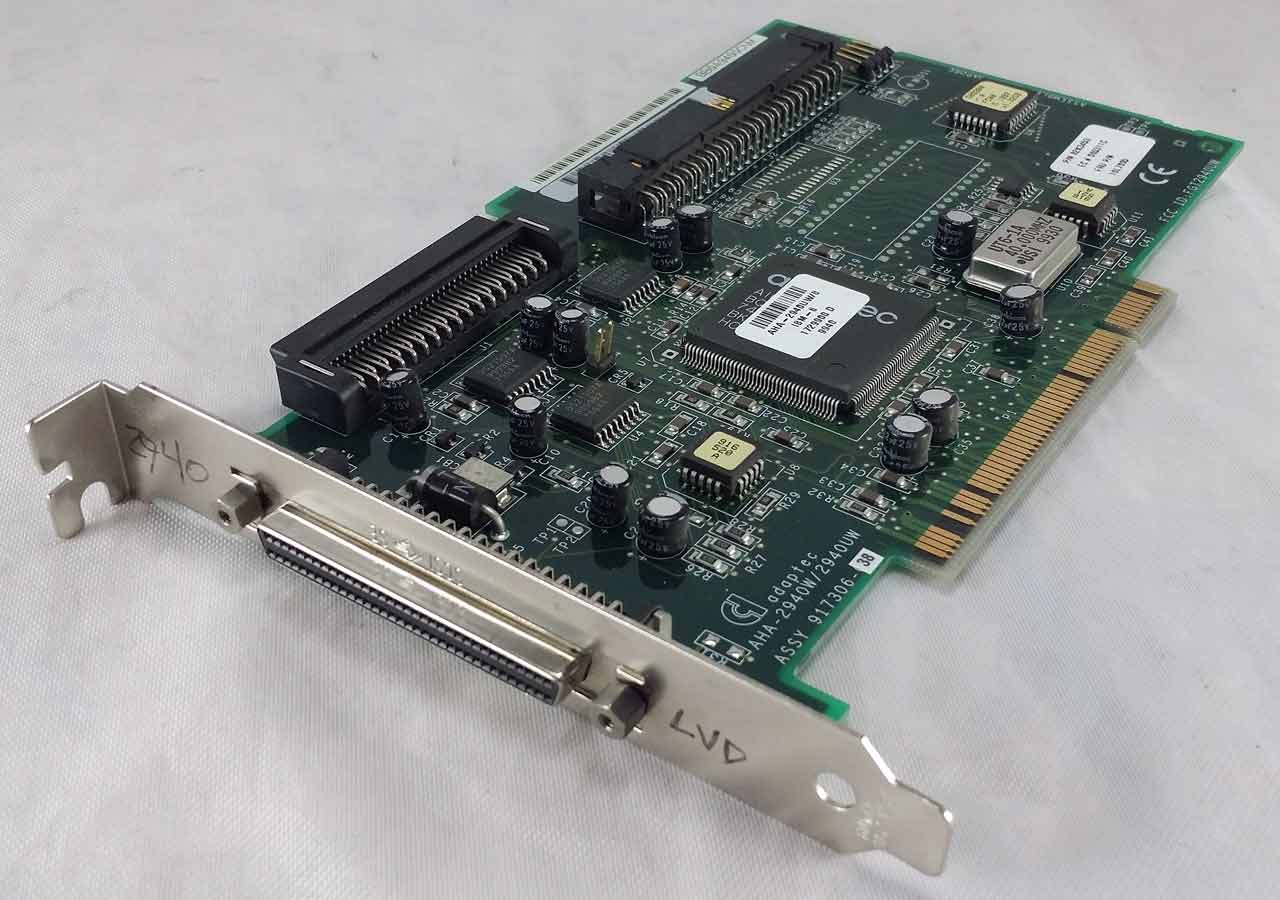 Adaptec Ultra Wide SCSI PCI Controller Card AHA2940UW/B, Chrosmack