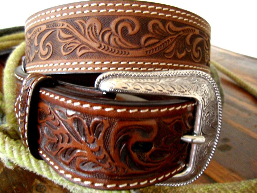 WESTERN BROWN HAND-TOOLED LEATHER BELT & BUCKLE