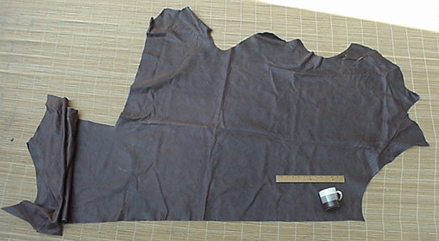 A-1 UPHOLSTERY LEATHER DIST CHOC BROWN 17 SF #U536