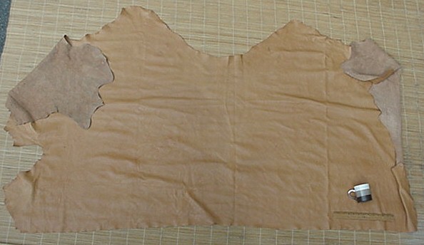 A-1 UPHOLSTERY LEATHER LT SADDLE BROWN 23 SF #U564