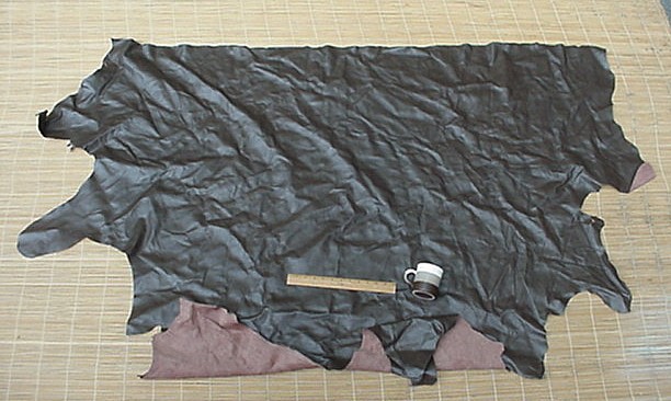 A-1 UPHOLSTERY LEATHER DARK CHOC BROWN 19 SF #U570