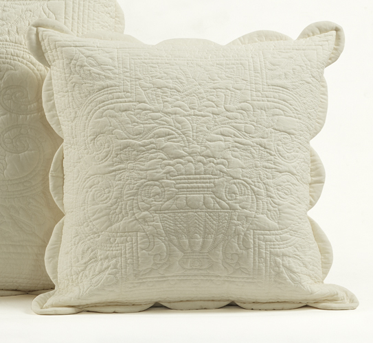 Bouquet Cotton 16" X 16" Quilted Pillow