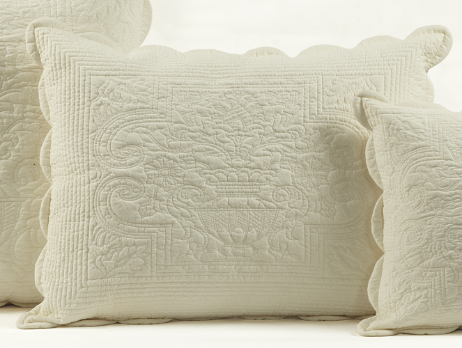 Bouquet Standard Quilted Sham 21" x 27"