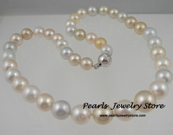 13.8MM Golden/White South Sea Pearl Diamond Necklace