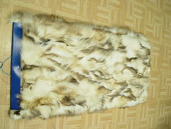 BRAND NEW FOX PAW FUR PLATE, BLANKET, THROW