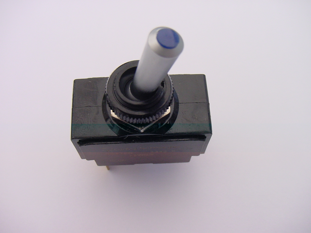 SEA RAY BOAT BAYLINER ON OFF SWITCH TOGGLE 3 POLE BLUE LIGHT SILVER