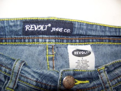 Junior Girls Clothing Stores on Jeans 4 U   More   Junior S Revolt Jeans Low Rider Capri Stretch Size