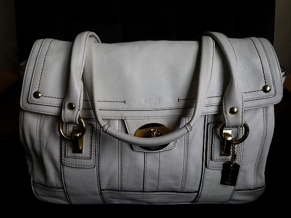 Vintage Leather Satchel Bags on Shopdotbags   Coach Hamptons Vintage Leather Tote Bag Flap Satchel