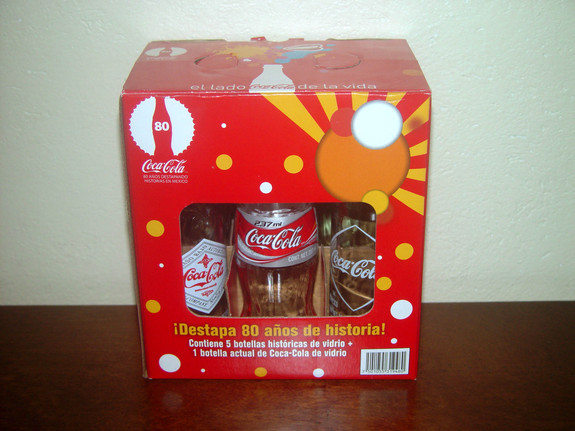 http://imagehost.vendio.com/a/35018433/amotophotoalbum/Coca-Cola_4.jpg