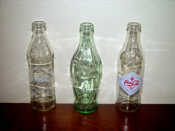 http://imagehost.vendio.com/a/35018433/amotophotoalbum/Coca-Cola_6.jpg