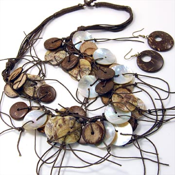 Frayed Cord Tribal Shells Necklace Set