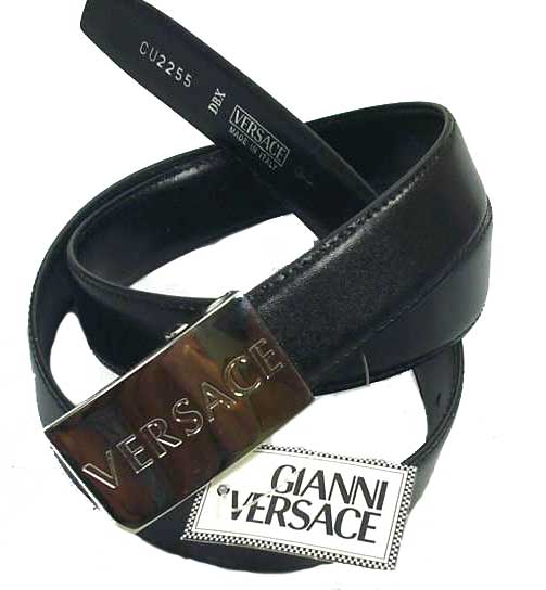 BEAUTIFUL VERSACE LOGO ENGRAVED VERY IN STYLE