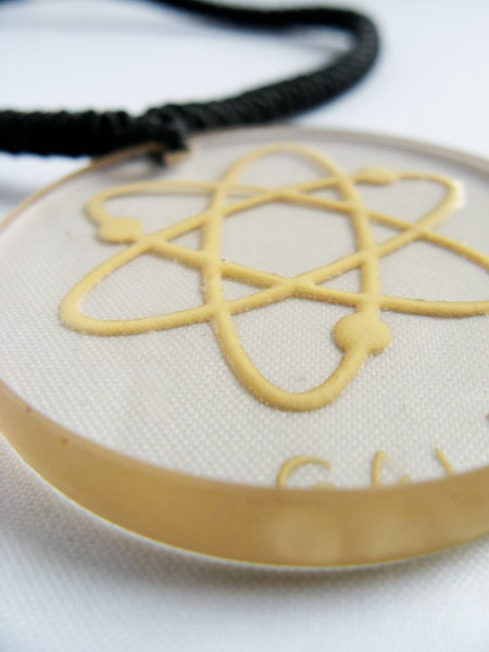 quantum scalar energy pendant to promote 
health