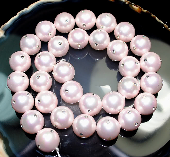12mmLightPinkShellPearlRhinestoneRoundBeads16.jpg picture by wanglijuan1122