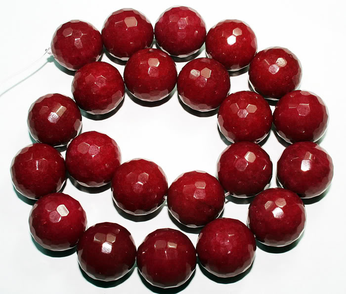 18mmFacetedRubyJadeRoundBeads11pcs2.jpg picture by wanglijuan1122