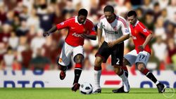 Dribbling the ball in traffic in FIFA Soccer 11