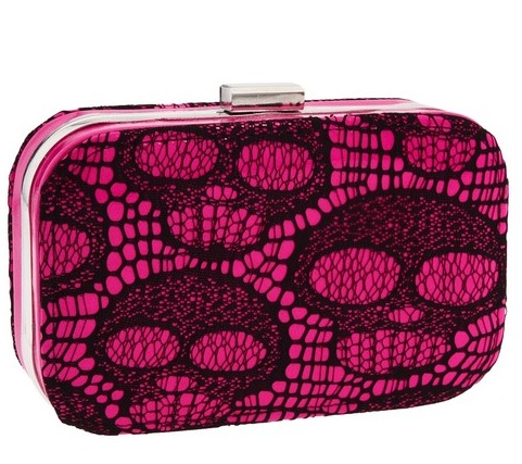 http://imagehost.vendio.com/preview/a/35111061/aview/betsey_johnson_skull_clutch.jpg