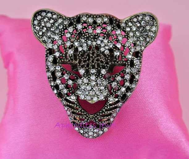 http://imagehost.vendio.com/preview/a/35111061/aview/cheetah_leopard_ring_013.JPG