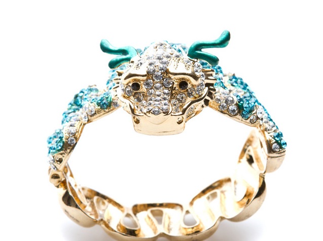 http://imagehost.vendio.com/preview/a/35111061/aview/teal_2520dragon_2520cuff.jpg