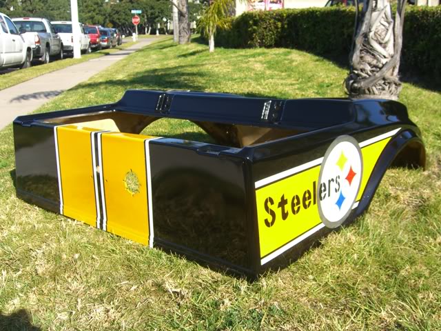 http://imagehost.vendio.com/preview/a/35134189/aview/steelers3.jpg