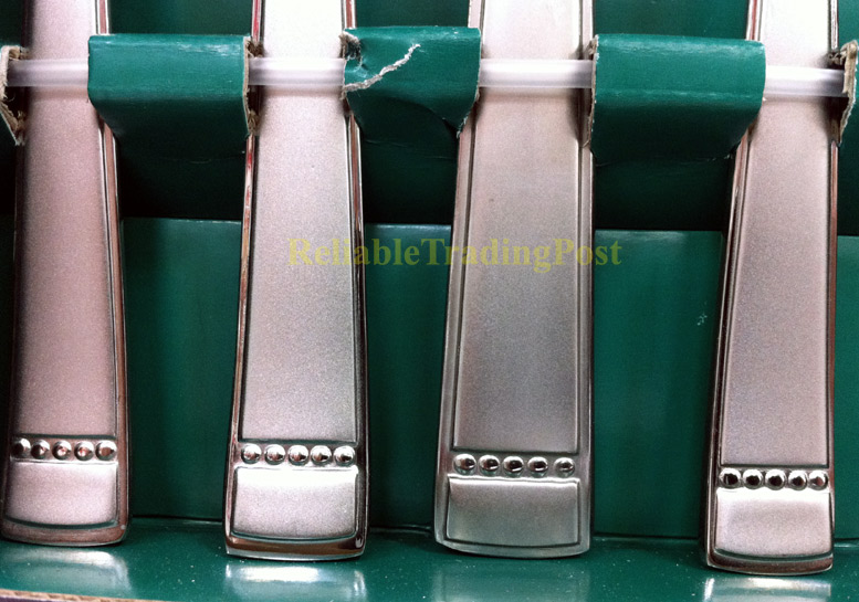 New In Box WALLACE 80 PIECE FLATWARE SET LEAH FROST HEAVY WEIGHT