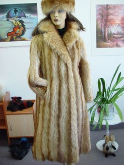 $MINT DYED TANUKI RACCOON FUR COAT WOMEN SZ 2-4