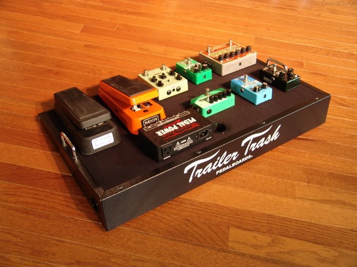 TRAILER TRASH 28X16 PRO SERIES PEDALBOARD w/ SOFT CASE