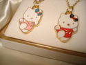 GOLD PLATED KITTY ENAMEL PENDANT & CHAIN 